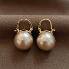 Touch of Pearls Earrings